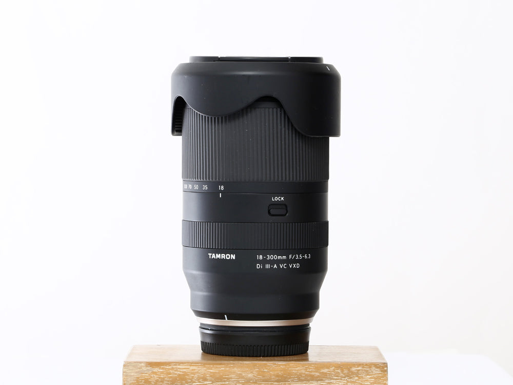 Occasion Tamron AF 18-300mm f3.5-6.3 Di III-A VC pour Fujifilm