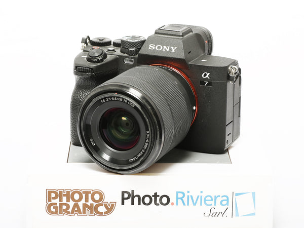 Occasion Sony A7 mk4 avec 28-70mm (900 déclenchements)