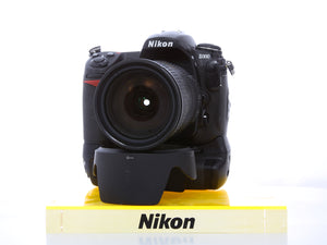 Occasion Nikon D300 kit avec grip