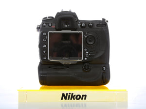 Occasion Nikn D300 + Grip (23k déclenchements)