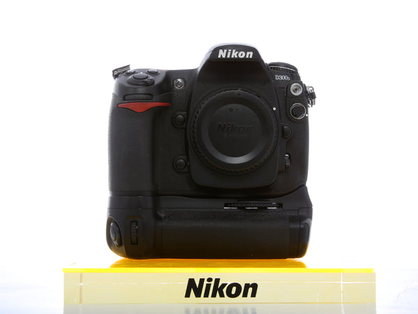 Occasion Nikn D300 + Grip (23k déclenchements)