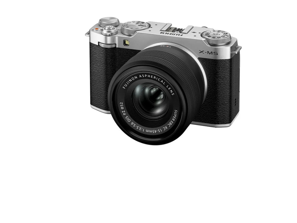 Fujifilm X-M5 + 15-45mm Silver Swiss Garantie