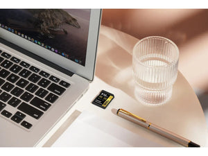 256GB SDXC 1800x R:270MB/s W:180MB/s UHS