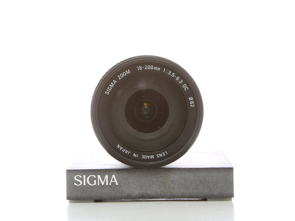 Occasion Sigma 18-200mm f3.5-6.3 DC pour monture Canon AF